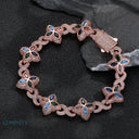 Infinite Clover Chain
